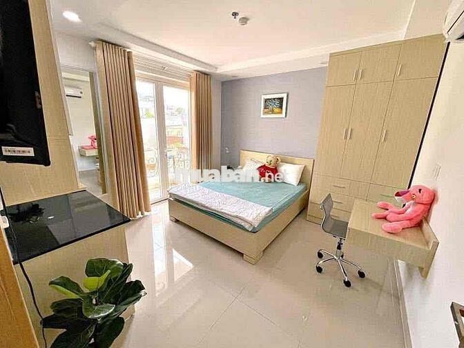 PHÒNG BAN CÔNG GẦN CV LÀNG HOA- CHỢ HẠNH THÔNG TÂY- ĐH CÔNG NGHIỆP