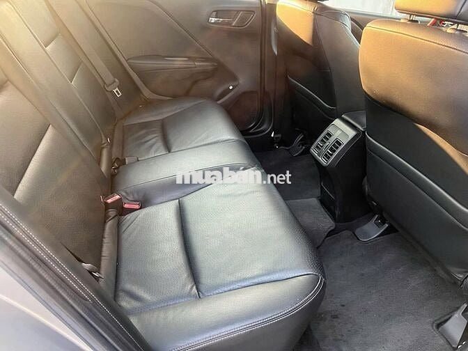 Honda City Top 2020 số tự động màu xám