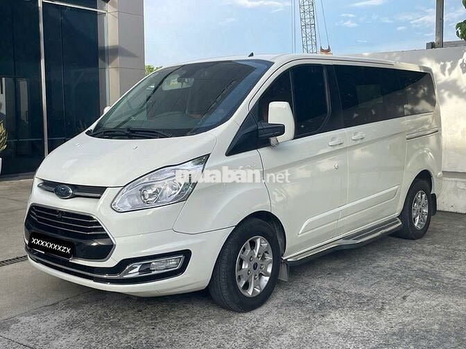 Ford Tourneo 2019 Titanium-Phiên bản Tổng Thống