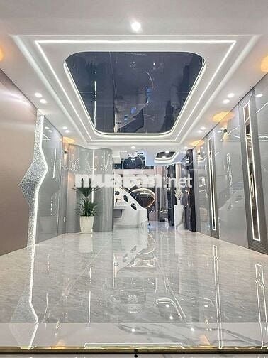 Bán Nhà Phố Cao Câp.Hẻm Xe Hơi DT 4x15m Lửng 3 Lầu Giá 7.386 Tỷ Dg DTM