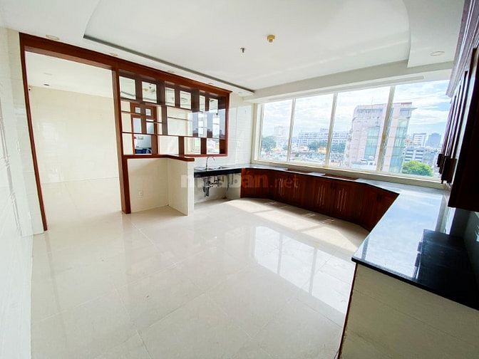 CHO THUÊ 4 SÀN TÒA NHÀ VP GÓC 2MT ĐƯỜNG TRẦN HƯNG ĐẠO Q5 MỖI SÀN 120M 