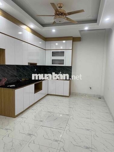 bán nhà 52.2m2, 6 ngủ 7 vệ sinh phố Thanh Am