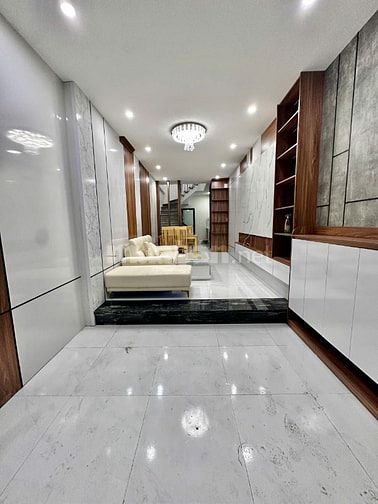 Bán nhà DT:41m2x4T, tại Nguyễn Sơn, L.Biên, ô tô đỗ cách cửa tầm 10m Bán nhà DT:41m2x4T, tại Nguyễn Sơn, L.Biên, ô tô đỗ cách cửa tầm 10m