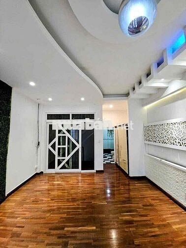 Bán Nhà 3 Tầng Đường số, F4,Q4