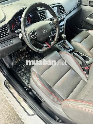 Hyundai Elantra 2019 1.6AT Turbo Sport- 89000 km