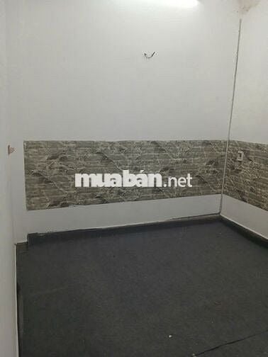 Phòng ở Lầu 1 đầy đủ nội thất (12m2) - Đường Bùi Quang là