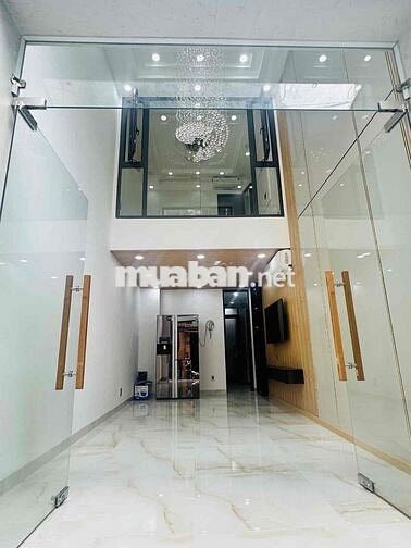 Q3 CMT8 5TẦNG NỞ HẬU THÁNG MÁY HOÀN CÔNG TẶNG NỘI THẤT NHÀ MỚI Ở NGAY