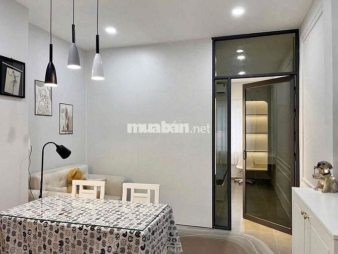 HT 1pn studio cao cấp gần vòng xoay Lăng Cha Cả, cv Hoàng Văn Thụ QTB