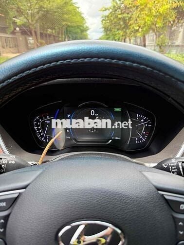 Hyundai Santa Fe 2020 2.2L Premium - 91000 km