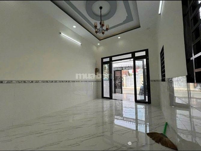 CẦN TRẢ NỢ BÁN GẤP NHÀ NGAY THỊ TRẤN CỦ CHI 66m2 MẶT TIỀN ĐƯỜNG NHỰA G