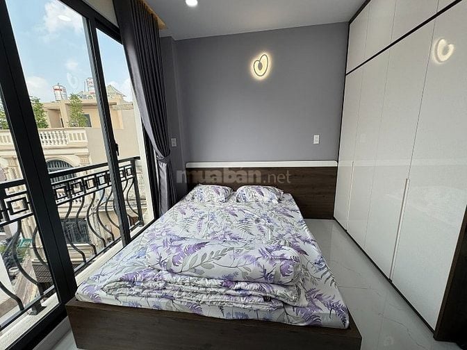 3 lầu t.kế Singapore full nội thất ccấp hẻm xe hơi Khu VIP Quang Trung