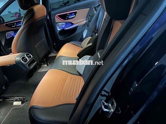 Mercedes Benz C Class 2022 C300 AMG - 6770 km