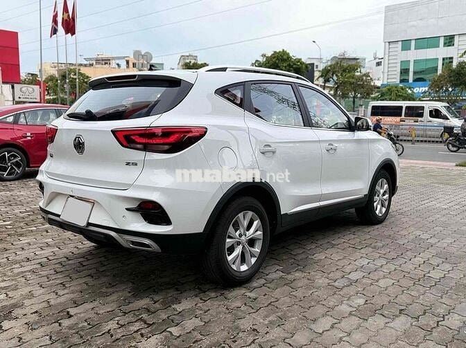 MG ZS STD 2025 - 40 km
