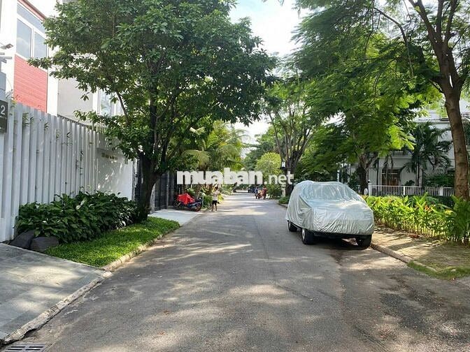 CẦN TIỀN CẦN BÁN GẤP LÔ ĐẤT THỦ ĐỨC VỊ TRÍ ĐẸP GIÁ OK CHO ĐẦU TƯ