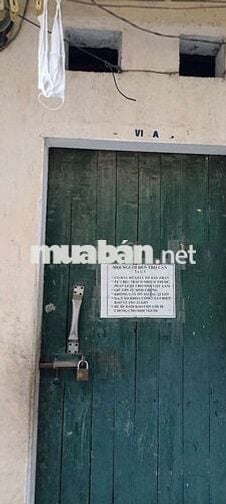 Phòng trọ cách đầu cầu Long Biên 130m