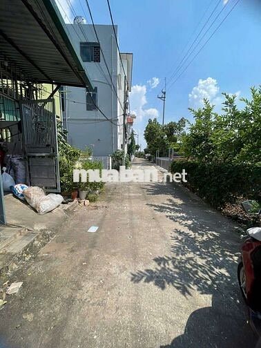 CHÍNH CHỦ BÁN NHÀ CẤP 4 LONG BIÊN - ĐÓN ĐẦU DỰ ÁN SÔNG HỒNG CHÍNH CHỦ BÁN NHÀ CẤP 4 LONG BIÊN - ĐÓN ĐẦU DỰ ÁN SÔNG HỒNG