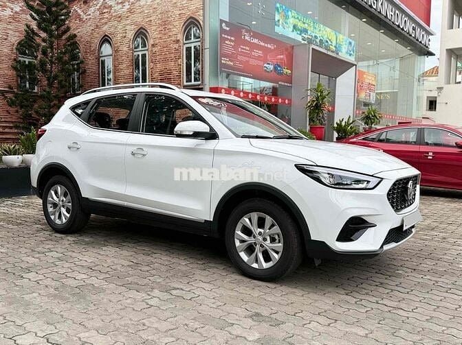 MG ZS STD 2025 - 40 km