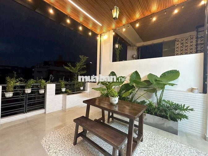Nhà đẹp full nội thất ngay trung tâm Phú Nhuận cạnh HXH giá 7 tỷ nhỉnh