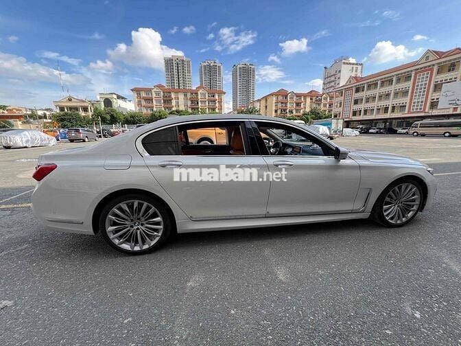 BMW 7 Series 2016