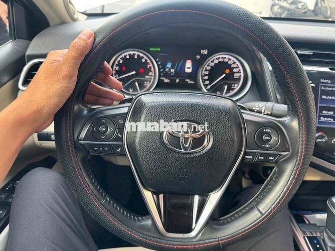 Toyota Camry 2021 2.5Q - BH 1 năm HÃNG