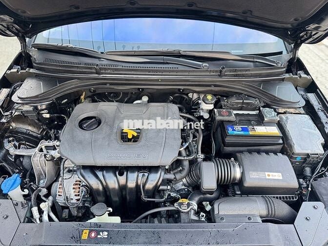 Hyundai Elantra 2022 2.0 AT - 19000 km