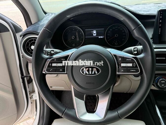 Kia Cerato 2021 1.6 AT LUXURY - 60 km