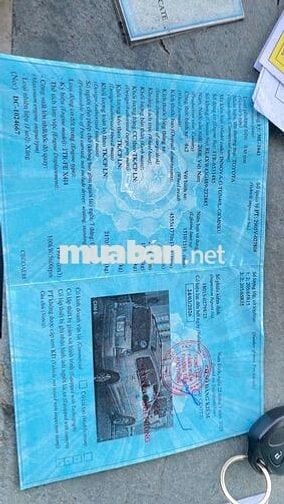 Có Hơn Trăm Triệu có xe 8 chỗ lành và Bền