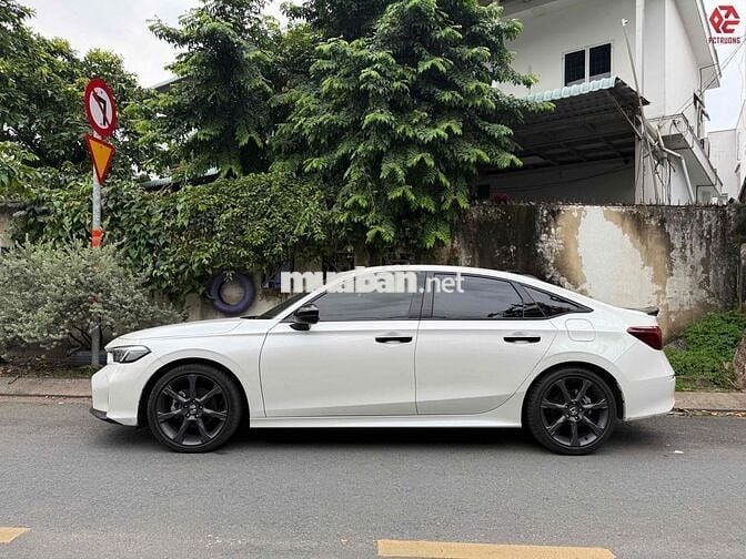 CIVIC RS HEV 2025, BẢN XĂNG ĐIỆN, ODO: 12.000KM