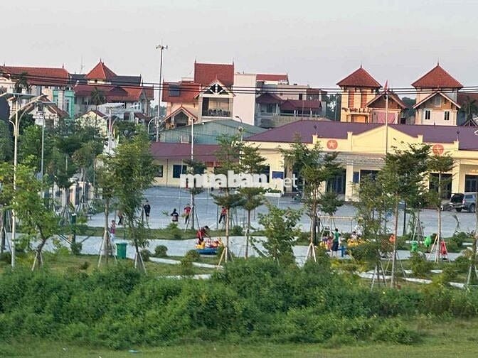 SIÊU PHẨM ĐẤT 2 MẶT ĐƯỜNG – NGÕ THÔNG OTO PHI VÈO VÈO - GẦN CẦU THĂNG SIÊU PHẨM ĐẤT 2 MẶT ĐƯỜNG – NGÕ THÔNG OTO PHI VÈO VÈO - GẦN CẦU THĂNG