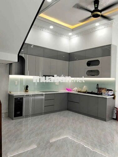 Nhà phố mặt tiền kinh doanh Nguyễn Đức Thiệu gần Vincom550 Dĩ An