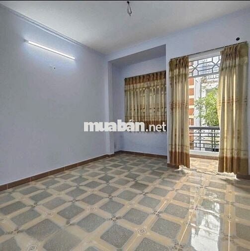 NHÀ 1 TRỆT 1 LẦU 2PN 2WC, ĐƯỜNG SỐ 6, ĐỐI DIỆN VẠN PHÚC CITY