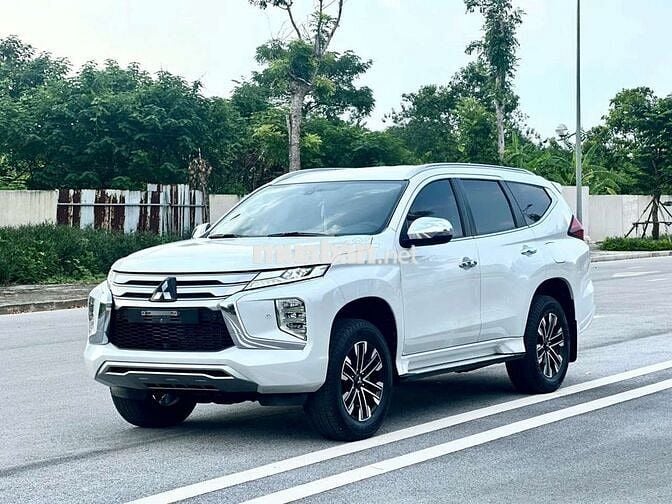 Mitsu Pajero Sport 4WD sx 2022 chạy 3 vạn km