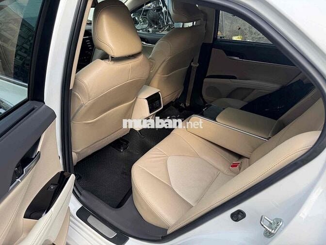 Toyota Camry 2021 2.5Q - BH 1 năm HÃNG