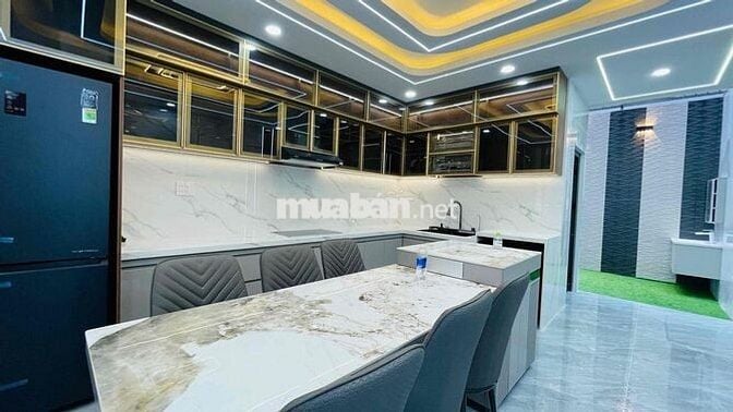 BÁN GẤP đường Ô TÔ TÔ KÝ, Trung Mỹ Tây, quận 12 gần cầu v  Quang Trung