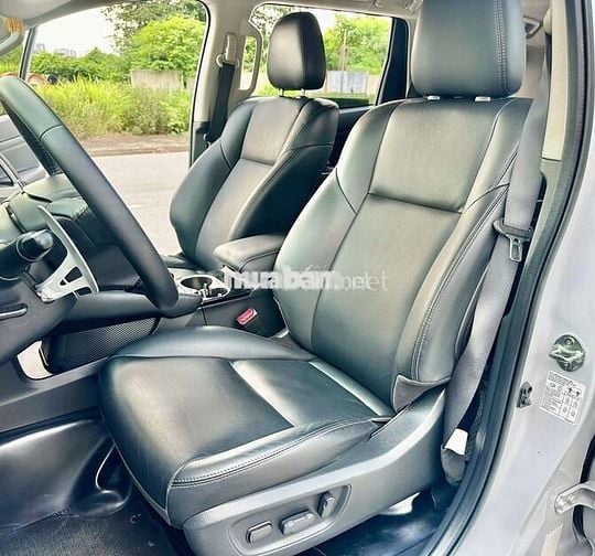 Mitsu Pajero Sport 4WD sx 2022 chạy 3 vạn km