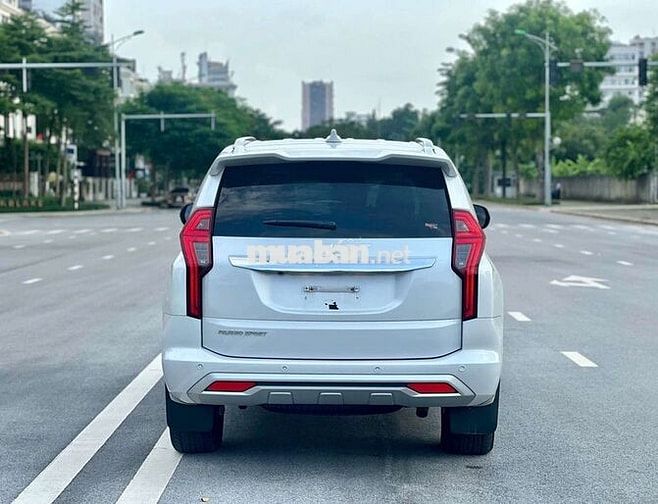 Mitsu Pajero Sport 4WD sx 2022 chạy 3 vạn km