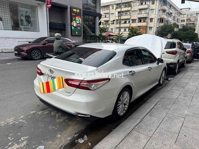 Toyota Camry 2021 2.5Q - BH 1 năm HÃNG