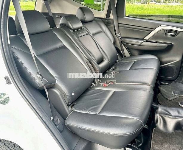 Mitsu Pajero Sport 4WD sx 2022 chạy 3 vạn km