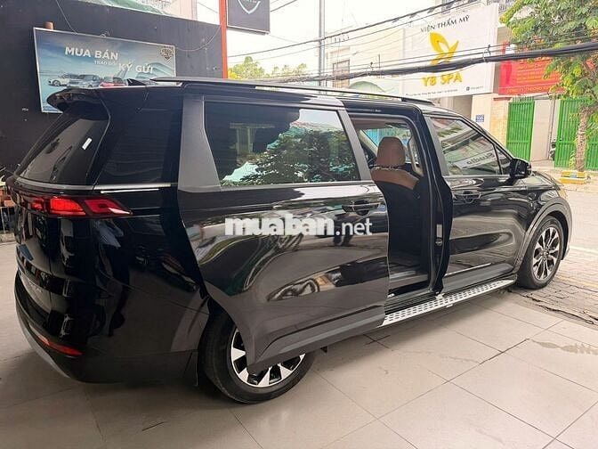Kia Carnival 2022 2.2D Luxury 8 chỗ - 70000 km