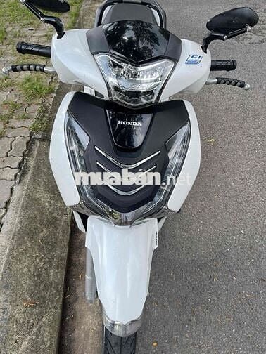Cần bán xe Sh 2017 -150 CBS