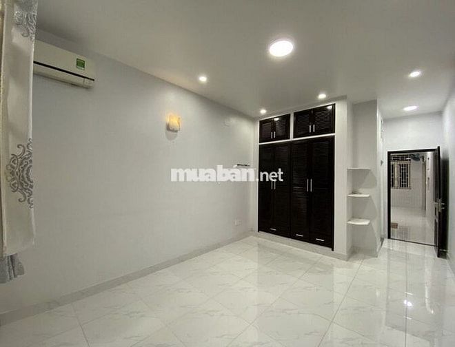 Cho thuê nhà MT 42A Hoa Sứ, P.7, Q. Phú Nhuận