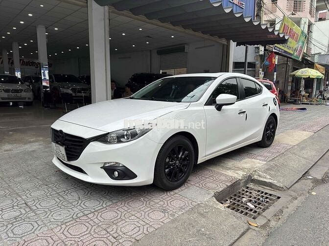 Mazda 3 2016 1.5 AT Sedan - 82000 km