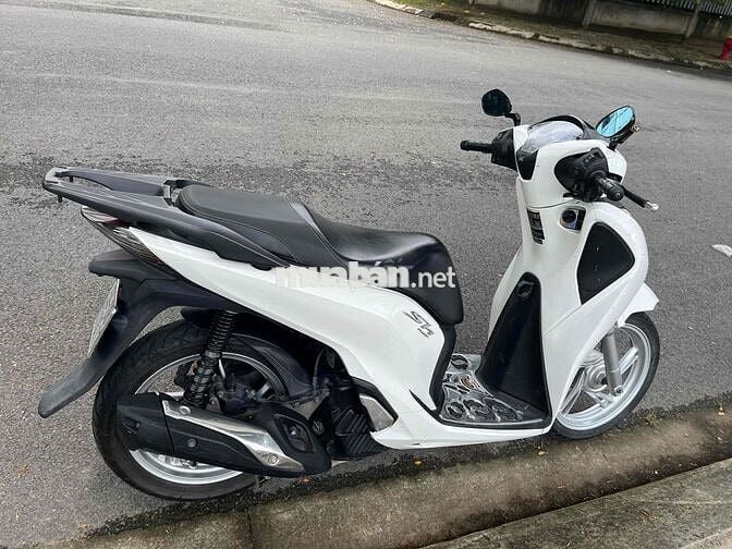 Cần bán xe Sh 2017 -150 CBS