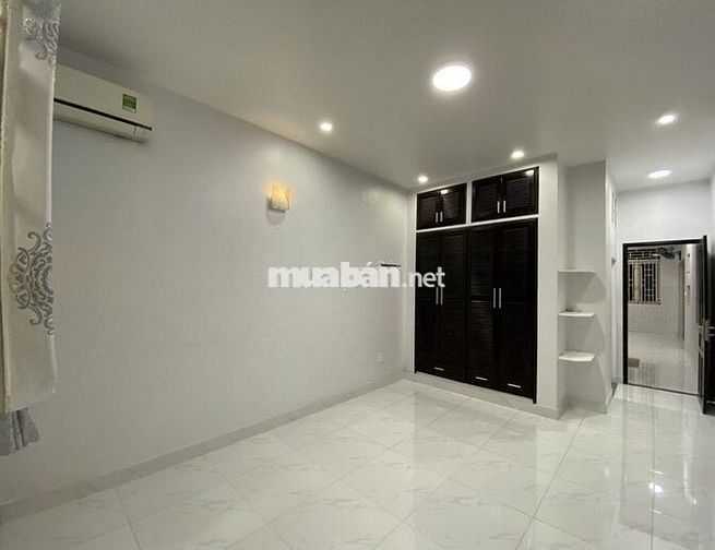 Cho thuê nhà MT 42A Hoa Sứ, P.7, Q. Phú Nhuận