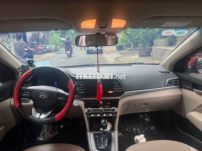 Hyundai Elantra 2019 1.6AT - 92000 km