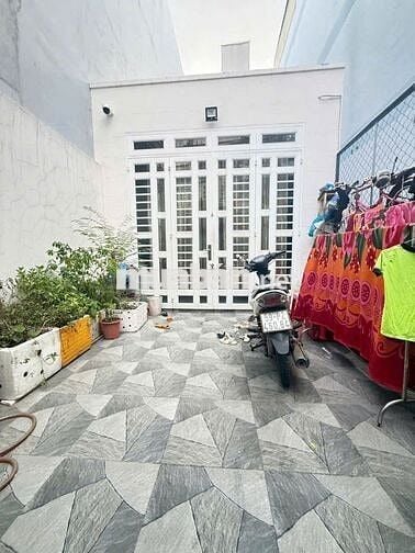 Bán nhà DT 4x15m,khu đồng bộ đường Huỳnh Thị Hai Q12. Giá : 4,2 tỷ