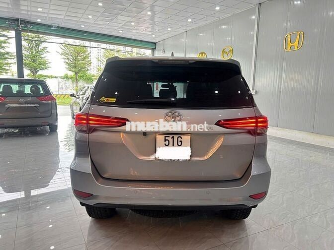 Toyota Fortuner 2.4G MT 2018, Đi 49.000km, Như Mới