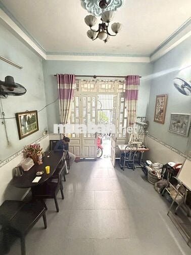 Bán nhà DT 4x15m,khu đồng bộ đường Huỳnh Thị Hai Q12. Giá : 4,2 tỷ