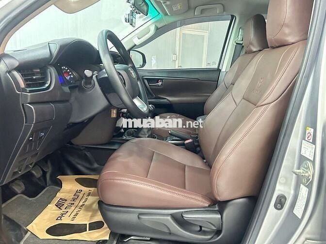 Toyota Fortuner 2.4G MT 2018, Đi 49.000km, Như Mới