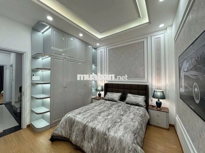 Nhà ful nội thất vào ở ngay. đẹp lung linh lý phục man 4tang 4PN